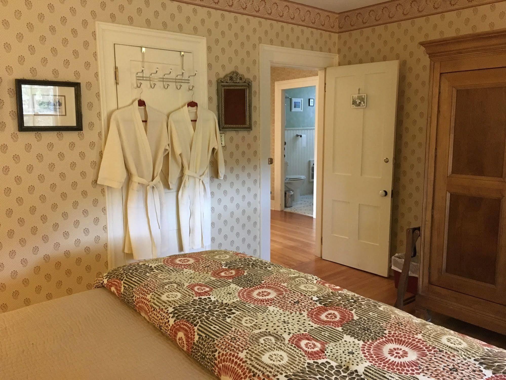 Dreamhouse Country Inn Bristol Buitenkant foto